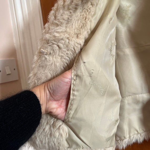 Vintage Faux Fur Cropped Cape Jacket Alexander Yo… - image 6