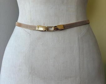 Vintage gold tone mesh buckle chain belt | small - extra small adjustable gold mesh chain belt, gold chain belt retro