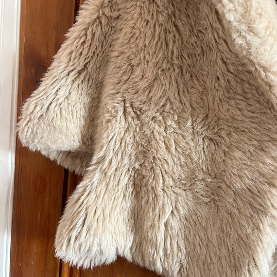 Vintage Faux Fur Cropped Cape Jacket Alexander Yo… - image 7