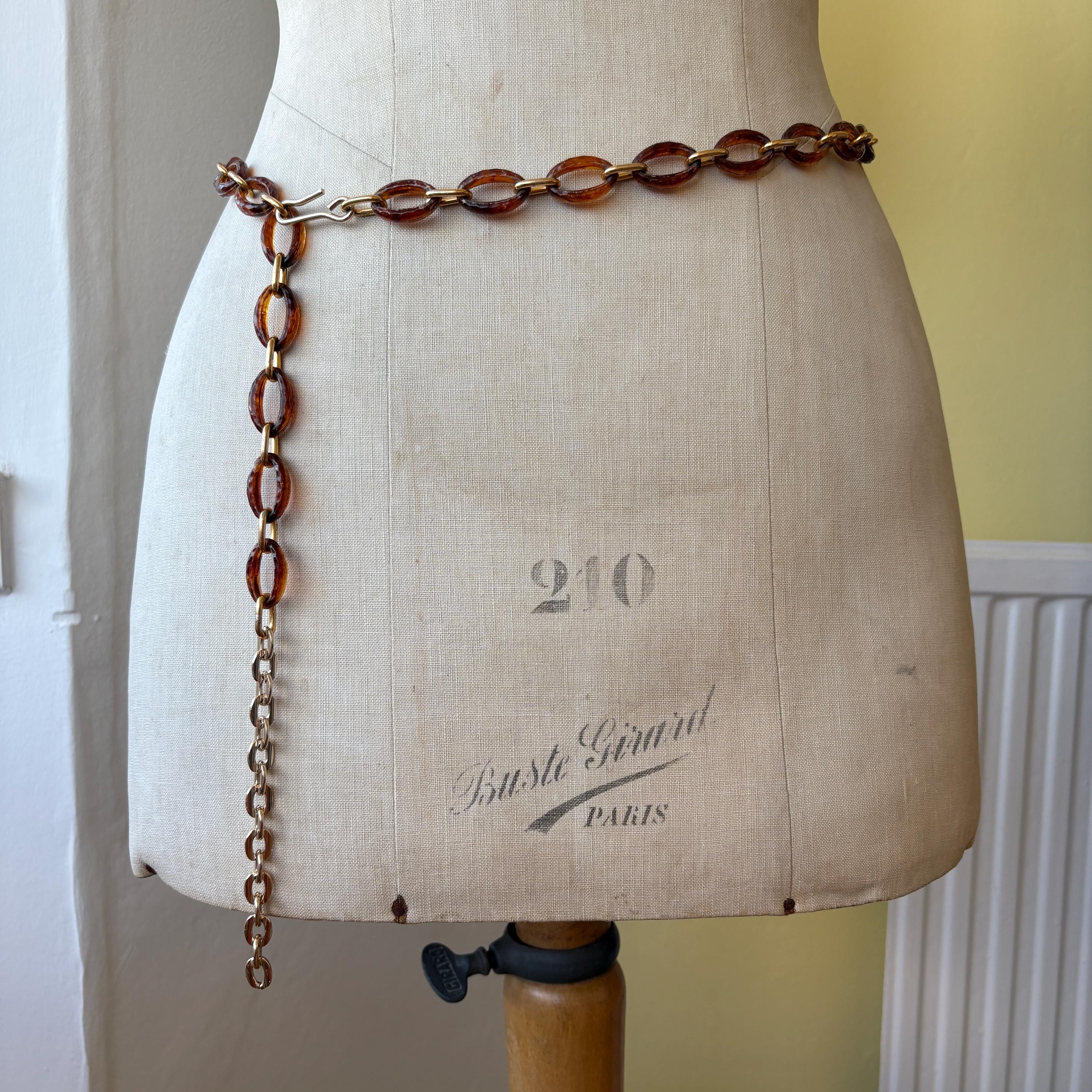 Lovely Vintage 1960s Faux Tortoiseshell Acrylic Chain Belt  display picture 1