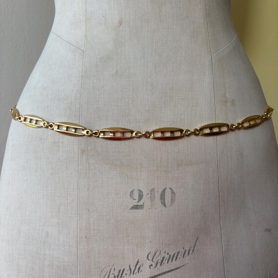 Vintage Signed GUCCI Designer Gold Tone Chain Belt | GUCCI  display picture 3