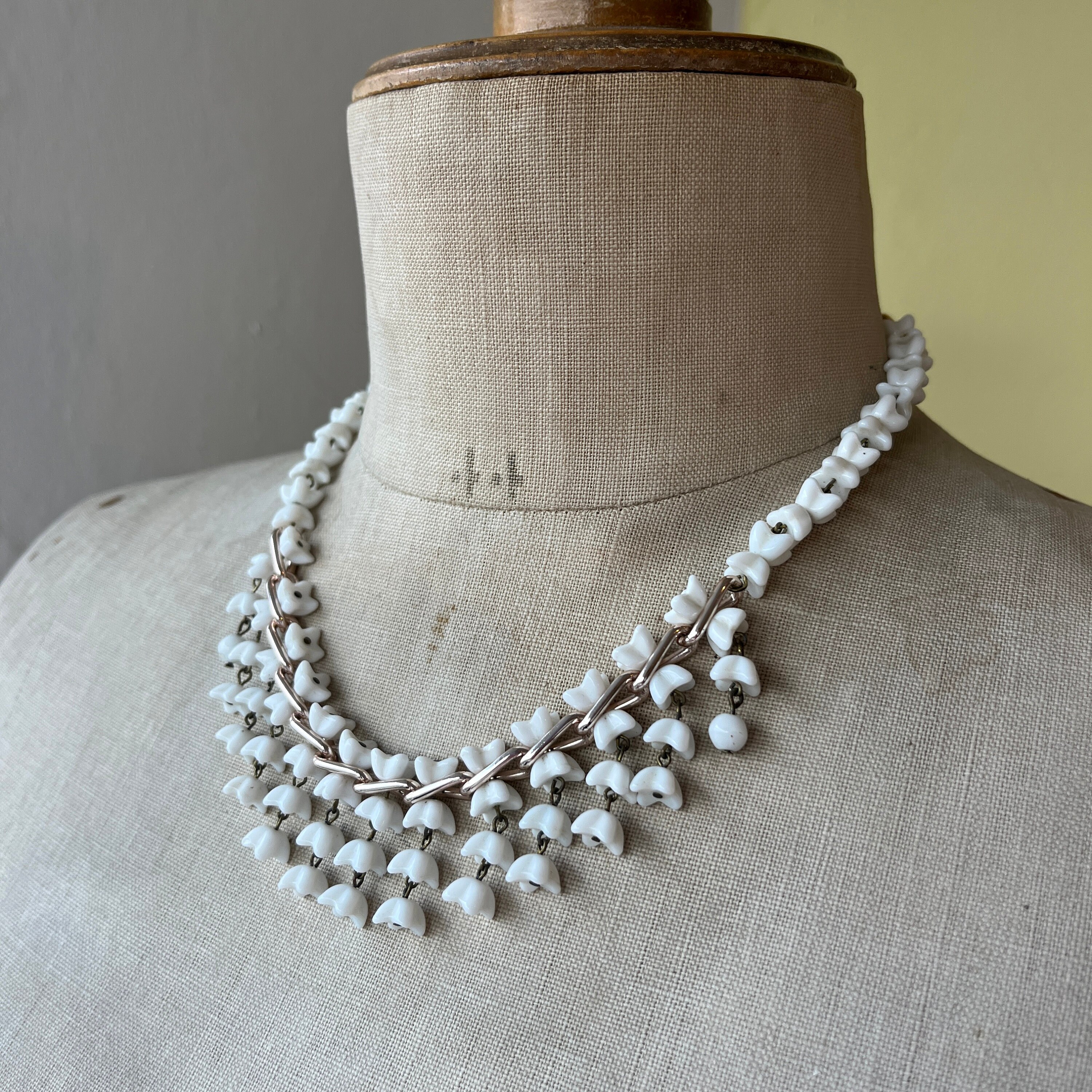 Louis outlet rousselet necklace