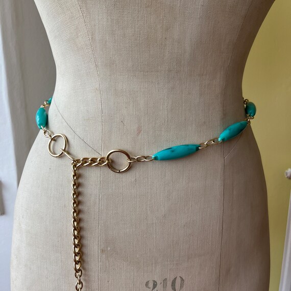 Vintage 1970s blue turquoise gold chain belt | re… - image 8
