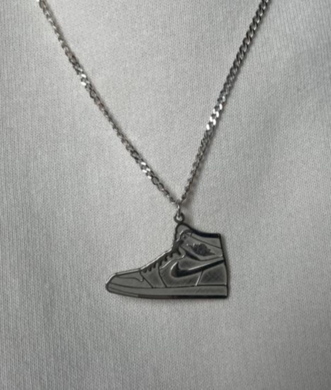 dior jordan necklace