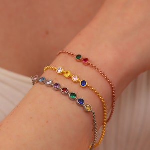 Bracelet en pierre de naissance en or 14 carats, bijoux en pierre de naissance familiaux sur mesure, bracelet personnalisé en pierre précieuse en argent, cadeau de Noël pour maman