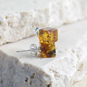 Chic square stud Baltic amber earrings | Natural green amber stud earrings | Chic women earrings | Handmade jewelry |