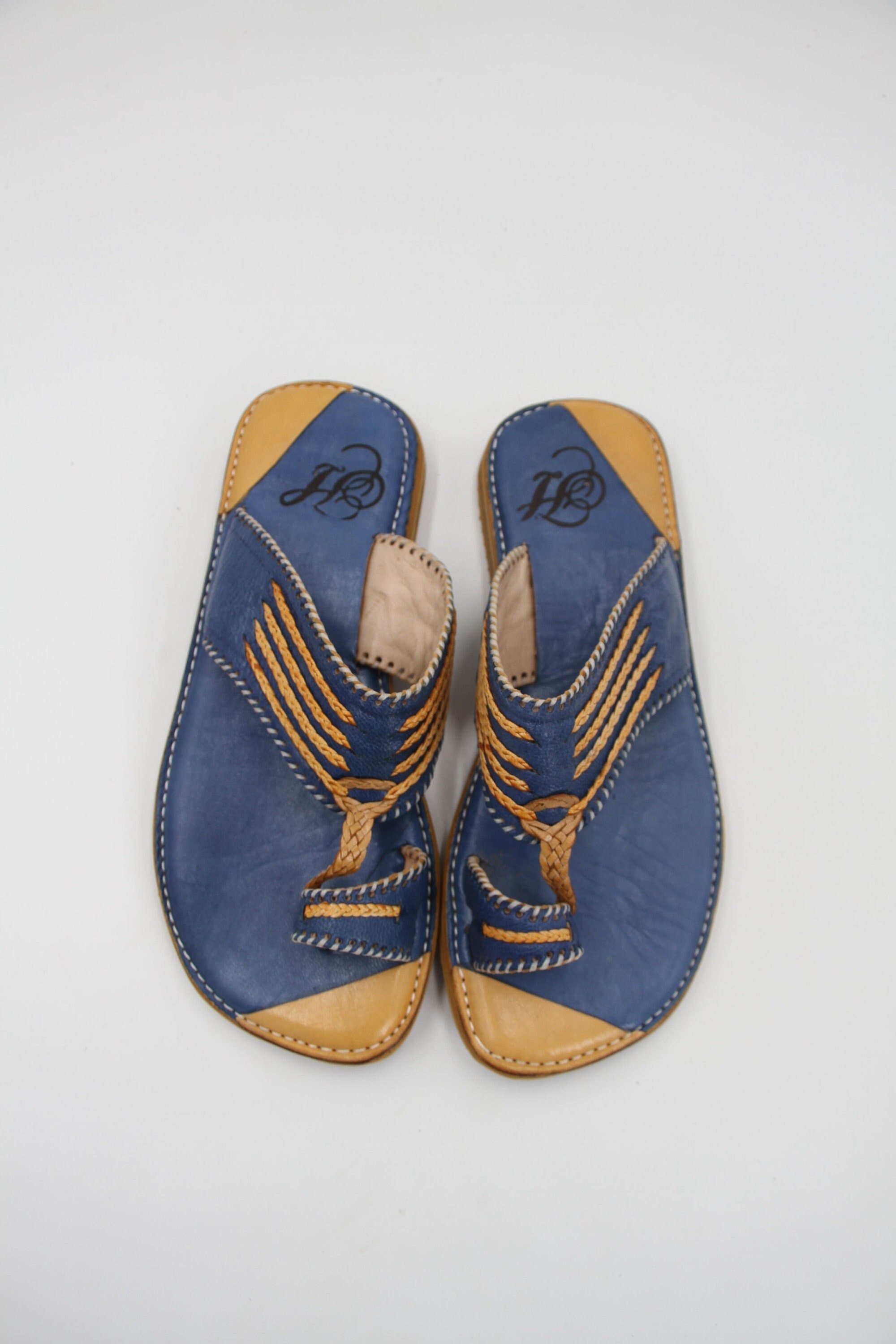 Zapatos arabes - España