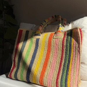 Bolsa de mano de crochet colorida XL: bolso de mano vintage con puntada de abuela. imagen 3