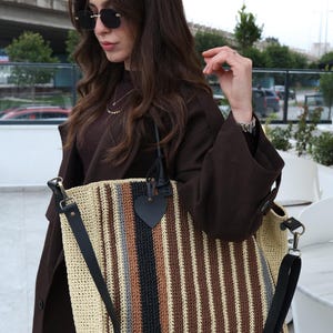 Sac fourre-tout au crochet marron avec poignée supérieure en cuir de style vintage - Sac à main fourre-tout au crochet élégant pour tous les jours