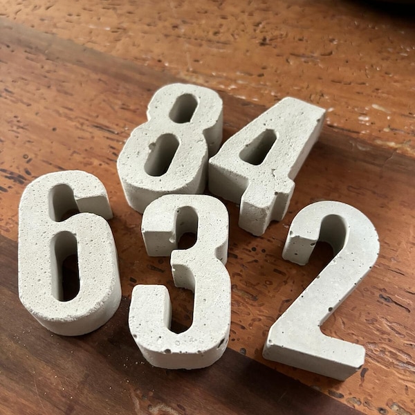 Wood&Heart > Concrete / Ceramic Numbers and special characters < handmade, gray, white, craft supplies