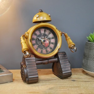 Industrial Steampunk Yellow Robot Table Clock - Retro, Sci-fi, Metal gift