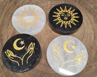 Semi-precious stone plate tourmaline rock crystal sun hands