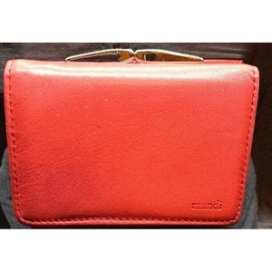 Vintage rojo Mundi Trifold Billfold cuero genuino cartera metal cierre monedero