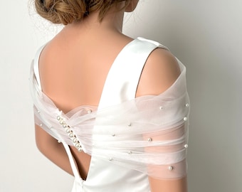 Wrap en tulle avec boutons de perlesl|bretelles de mariée|Couverture de mariée|cape de mariage moderne perle|haussement d'épaules|Couverture réversible|Épaules