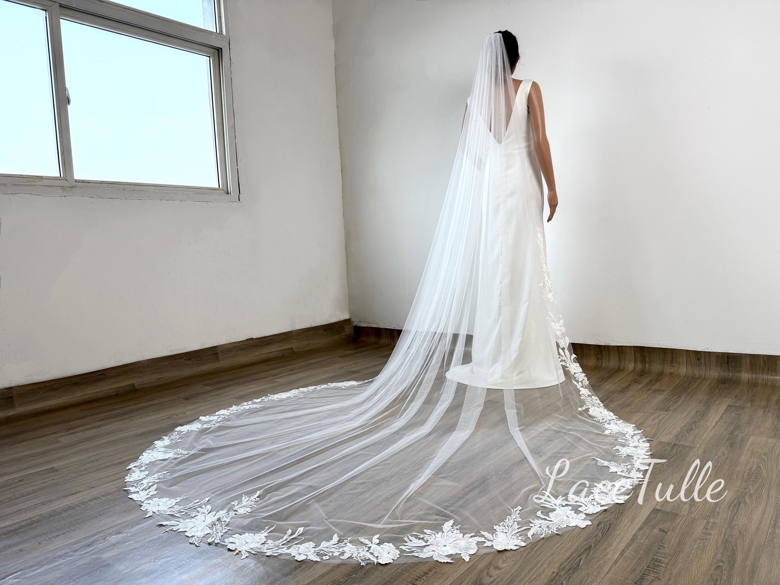 1 Tier Lace Veil,Floral Lace Wedding Veil,Sequin Flower Veil,Lace Edge Veil,Ivory/White Veil,Cathedral Veil,Tulle Veil,Bridal Veil
