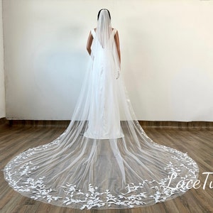 1 Tier Leaf White Veil, Simple Lace Veil, Cathedral Wedding Veil, Ivory Bridal Veil, Comb Veil, Bridal Wedding Veil, Veil