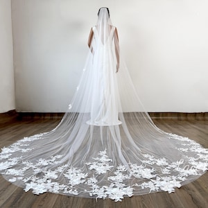 Embroidered Floral Lace Veil,Lace Wedding Veil,Floor Length Veil,Ivory Veil,Cathedral Veil,Floral Lace Wedding Veil,Soft Bridal Veil