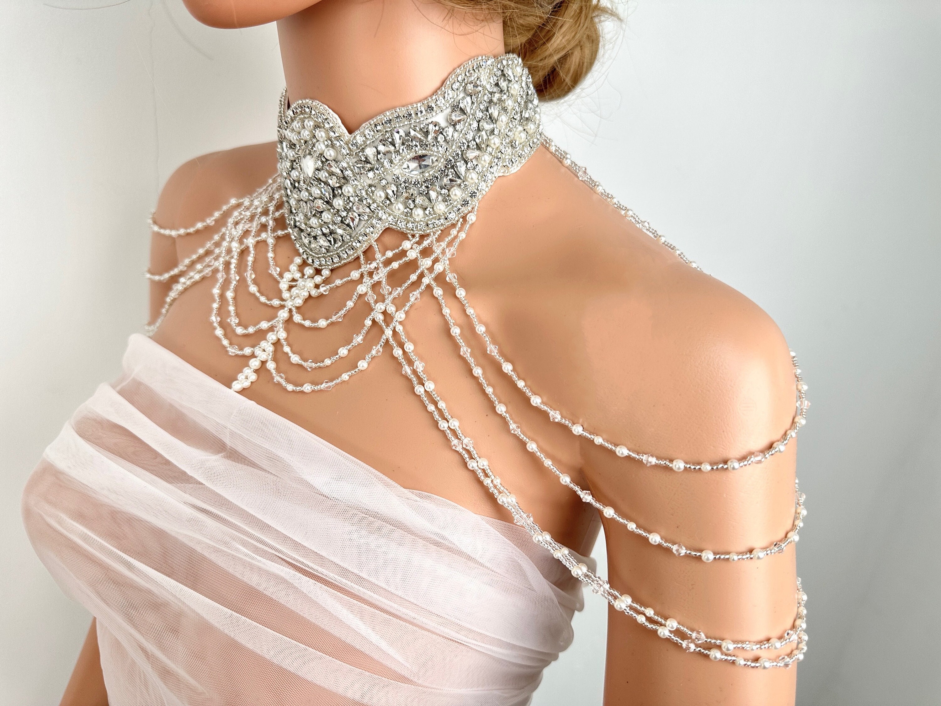  Luxury Rhinestone Bra Shoulder Straps Crystal Shoulder Strap  Chain Rhinestone Underwear Chain Bridal Wedding Dress Bra Shoulder Chain  for Women Body Jewelry (Crystal-silver) : Clothing, Shoes & Jewelry