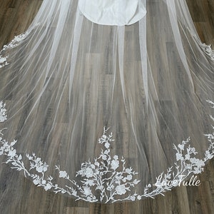 Fashion Floral Lace Bridal Veil,Blush Veil,Long Veil,Wedding Lace Veil,Ivory Veil,Vintage Veil,White Bridal Lace Veil,Wedding Gift