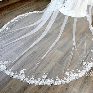 Floral Lace Bridal Veil,Sequin Lace Veil,Beaded Veil,Royal Wedding Veil,Long Veil,White Veil,Single Layer Veil,Wedding Veil,Leaf Lace Veil