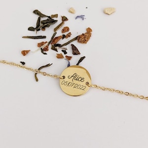 Personalized bracelet with round medal to engrave - Women&#39;s bracelet, personalized gift, engraved, mom&#39;s gift, girl&#39;s bracelet, birth