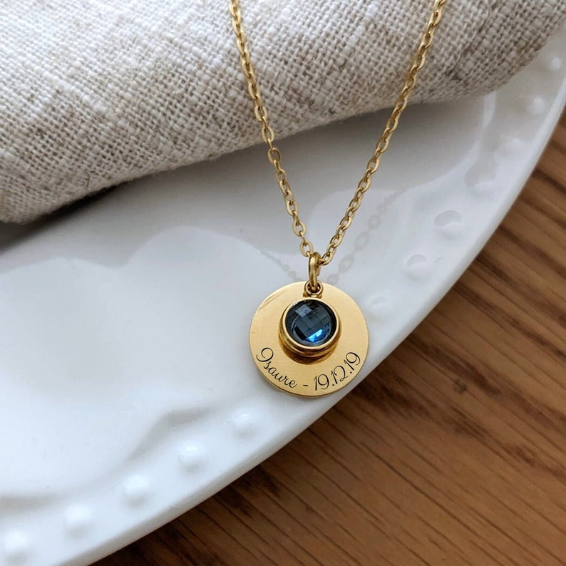 Collier personnalisé pierre de naissance avec médaille à graver Collier femme, cadeau maman, collier fille, cadeau naissance, bijou femme zdjęcie 1