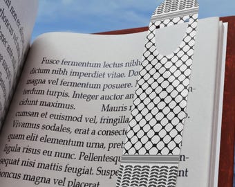 Minimalist Metal Bookmark: Elegant Book Lover Gift