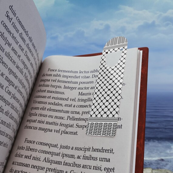 Stylish Metal Bookmark, Minimalist Book Marker, Unique Gift for Book Lovers, Elegant Reading Accessory, Literary Appreciation