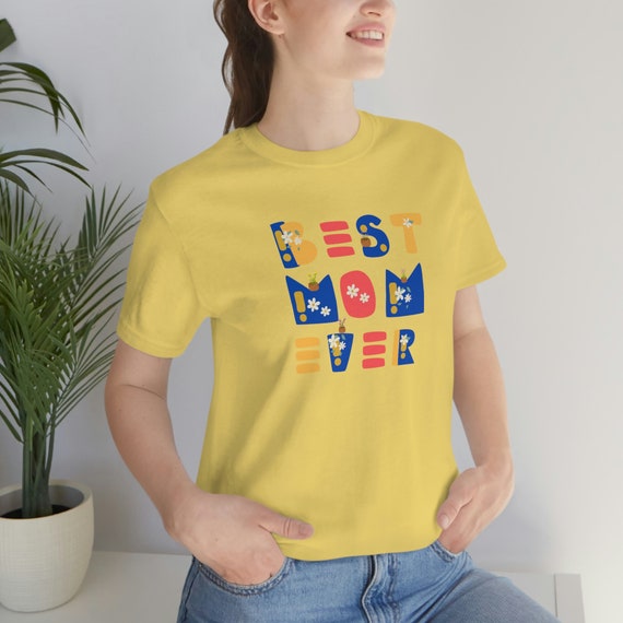 Personalized  Mum T-shirt, Mum to be T-shirt, Mothers day gift T-shirt, Mama T-shirt, Shirt for mom. Unisex Jersey Short Sleeve Tee,