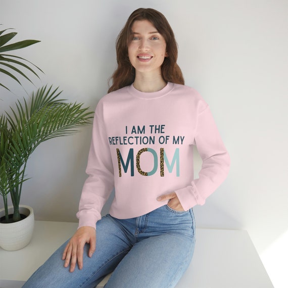 Unisex Heavy Blend Crewneck Sweatshirt, Mama you are a star, Mother's Day gift, Mum T-shirt, Mama T-shirt, Top mum T-shirt, Gift for her