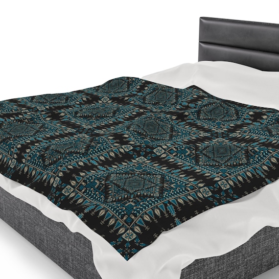Velveteen Plush Blanket - mEdilleast PalestiniBlanket Vintage Unique Printed Tatreez, Home Decor Cozy Throw, Palestinian Design Bed Cover,