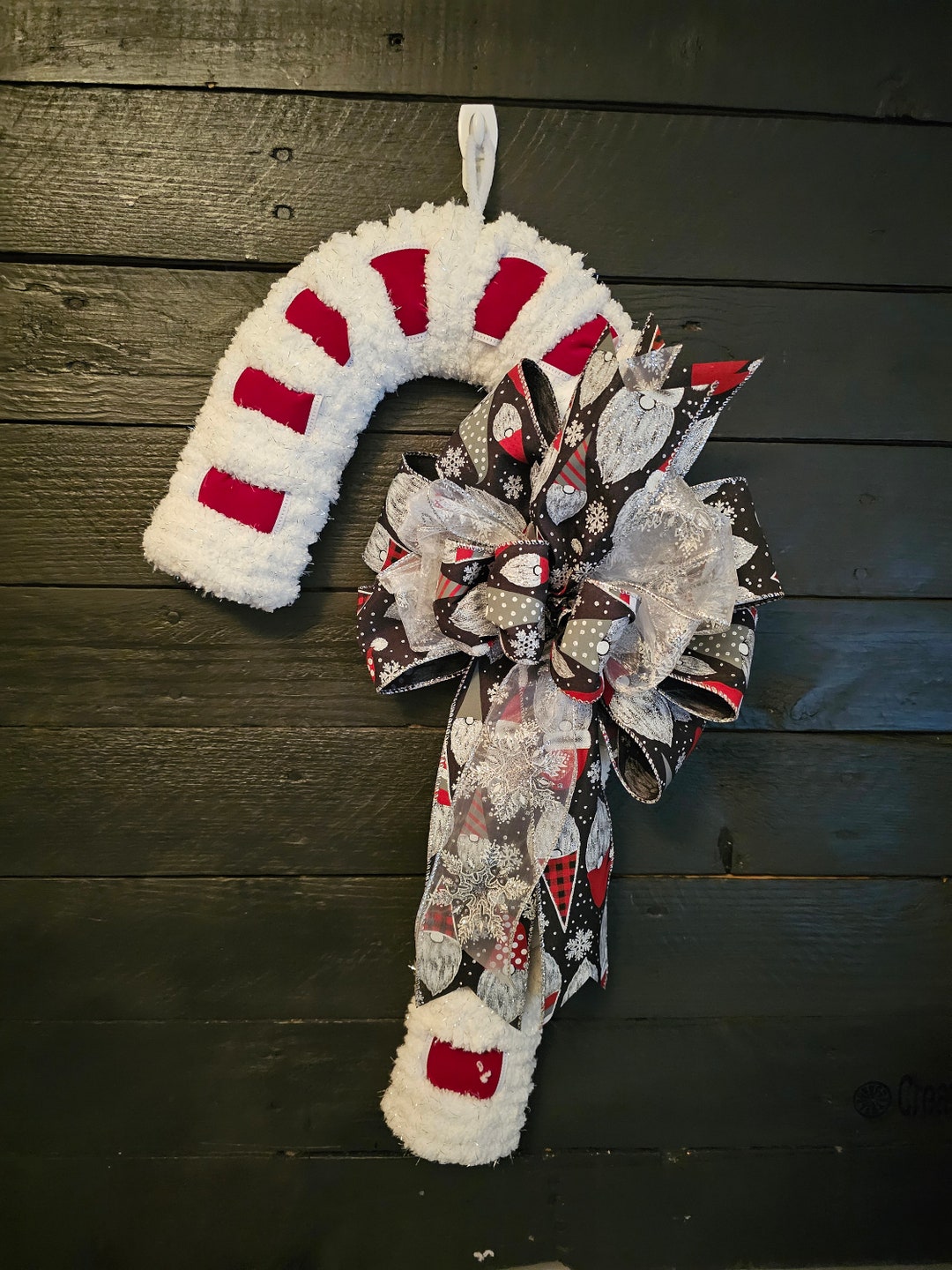 Chunky Yarn Candy Cane Wreath Door Hanger Christmas Etsy