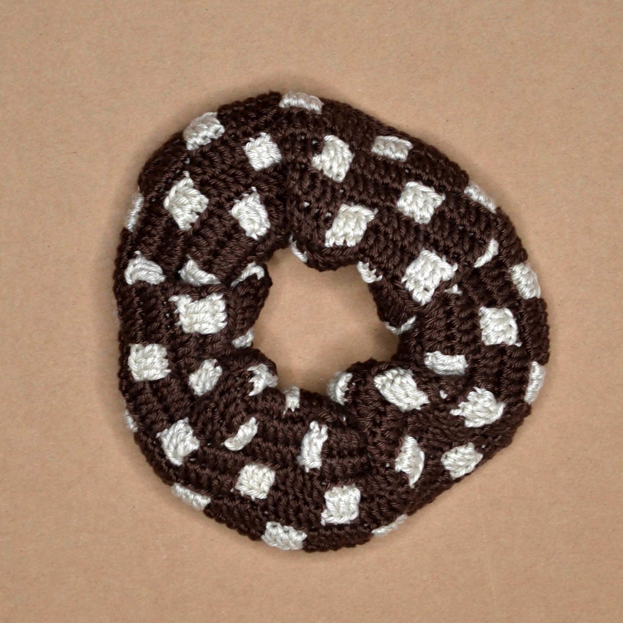 20 Crochet Scrunchies with Cherries, Ruffles, Shells, and Stars 18 Mosaic Crochet Scrunchie Pattern