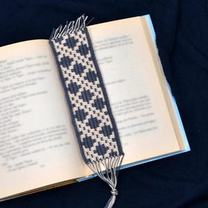 Crochet Bookmark Pattern Ethnic Inspired, DIY Gift, Mosaic Overlay, Book Lovers Bookworms Gift, Endless Flow