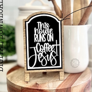 Esta casa funciona con café y Jesús, letrero de decoración de cocina, los marcos se venden por separado / descarga digital SVG DXF 1/8 "3 mm material divertido