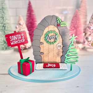 Atelier du père Noël en téléchargement numérique SVG fée porte / entrée / Noël / gardien d'étagère / fichier laser de cheminée