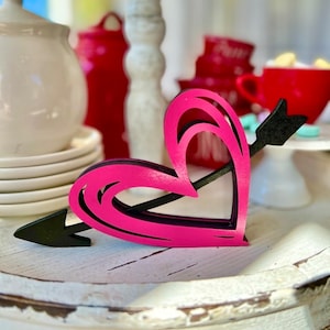 Decoração de bandeja em camadas para o Dia dos Namorados, amor, casais, decoração de aniversário, glowforge, arquivo SVG cortado a laser, suporte de prateleira em formato de coração grosso