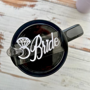 File di taglio SVG 20 30 40oz Tumbler personalizzato Etichetta / regalo coperchio tumbler / Targhetta / Stanley Tumbler Sposa Signora matrimonio moglie fidanzamento