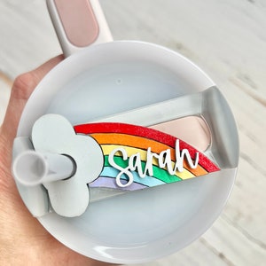 Fichier coupé SVG 20 30 40oz taille Tumbler arc-en-ciel, mois de la fierté Tag | cadeau pour couvercle de gobelet | Plaque signalétique | Stanley Tumbler cadeau LGBTQ+ LGB LGBT