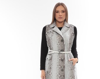 Geriemd wit lang vest gemaakt van Python leer voor vrouwen, echt wit Python lederen vest