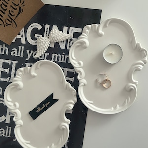 Oval concrete tray, trinket tray, baroque style tray, gift ideas, baroque home decor, scandi decor, boho style, trinket dish, jewellery tray