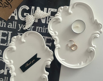 Vide-poches ovale baroque en béton fait main : décoration d'intérieur Scandi