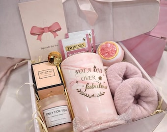 Luxury Self Care Gift Box for Women | Cosy Pamper Hamper | Birthday Gift Set | Relaxation Box | Spa Gift | Care Package UK | Gift for Her