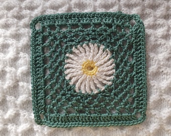 Daisy Square pattern, lacy Daisy Square crochet pattern, blanket pattern, loose cardigan pattern