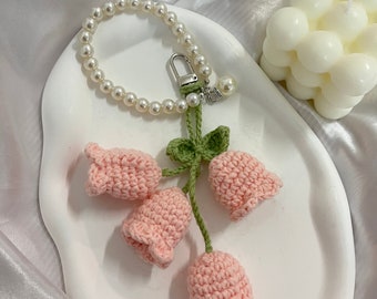 Hand woven Flower KeyChain,Cute Flower Pearl Chain Bag Accessory,Woolen Crochet Bag Charm,Floral Key Lanyard,Personalized Gift,Airpods charm