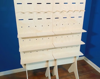 Side-by-Side-Bodendisplay - Modulares Holzregal mit Regalen und Stiften, Flat-Pack-Stand-Organizer für Handwerksmessen und Einzelhändler