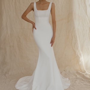 Square neck crepe wedding dress, Open back simple bridal dress, Crepe  mermaid elopement dress, Simple bridal gown Evelyn
