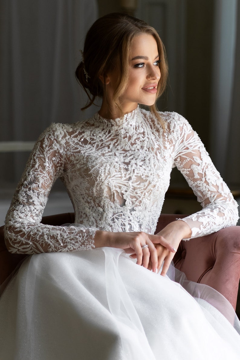 Modest wedding dress, high neck wedding dress with long sleeves. Lace turtleneck bridal gown, high collar wedding gown Harper image 3