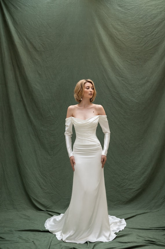 Off Shoulder Ivory Satin Wedding Dresses, Long Sleeves Bridal Gown Off Shoulder Ivory Satin Wedding Dresses, Long Sleeves Bridal Gown