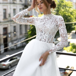 Modest wedding dress, high neck wedding dress with long sleeves. Lace turtleneck bridal gown, high collar wedding gown Harper image 2